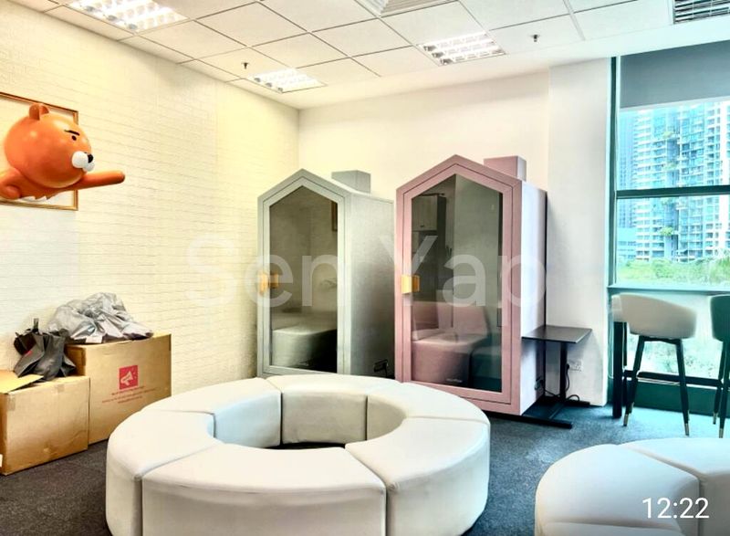 Office for Sale in  River Place - Image 5